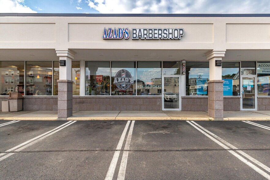 More Photos Of 407-411 Cabot St, Beverly Unknown For Lease