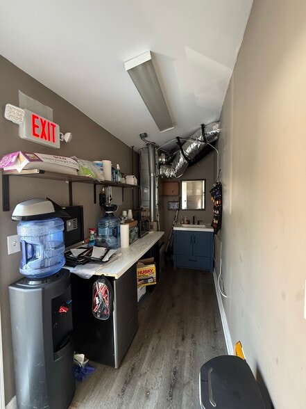 More Photos Of 689 Pascack Rd, Washington Township Bergen Auto Repair For Sale