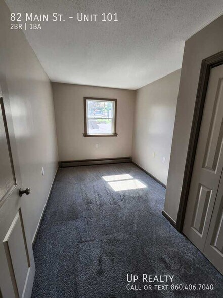 More Photos Of 82 Main St, East Hampton Apartments For Lease