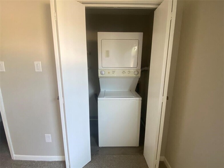 More Photos Of , Houston Multifamily For Sale