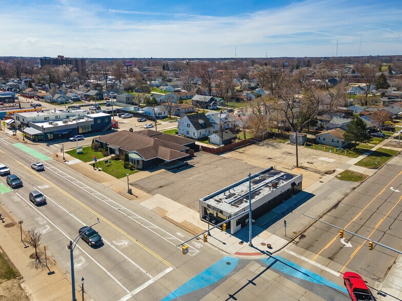 More Photos Of 23919 John R Rd, Hazel Park Freestanding For Sale