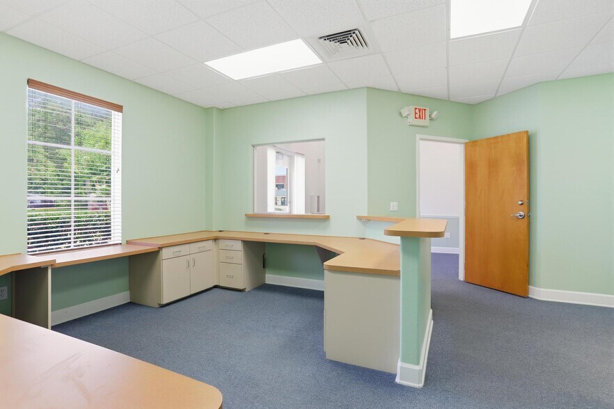 More Photos Of 344 S Woodland Blvd, Deland Office For Sale