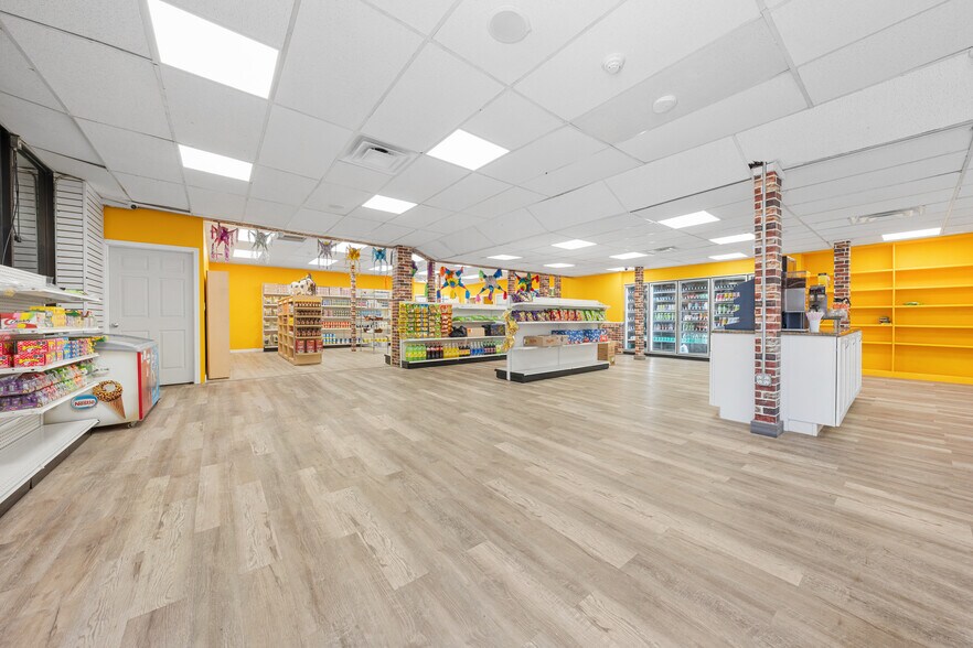 More Photos Of 2815 Montauk Hwy, Brookhaven General Retail For Sale