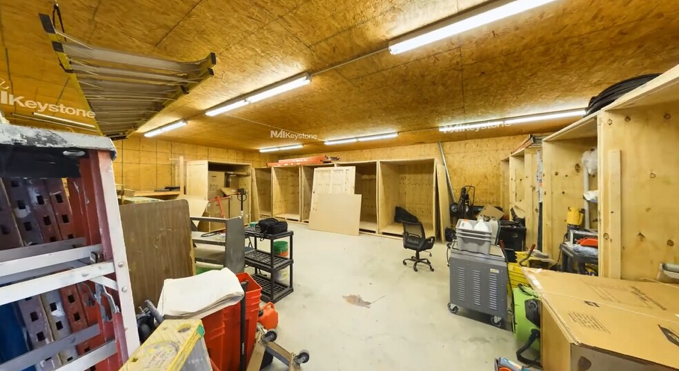 More Photos Of 1612 E Main St, Douglassville Warehouse For Sale