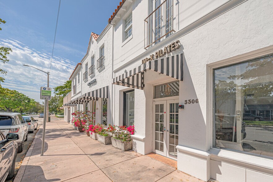 More Photos Of 3306-3310 Ponce De Leon Blvd, Coral Gables Storefront Retail Office For Sale