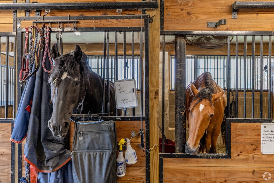 More Photos Of 11 Charlottesburg Rd, Boonton Horse Stables For Sale