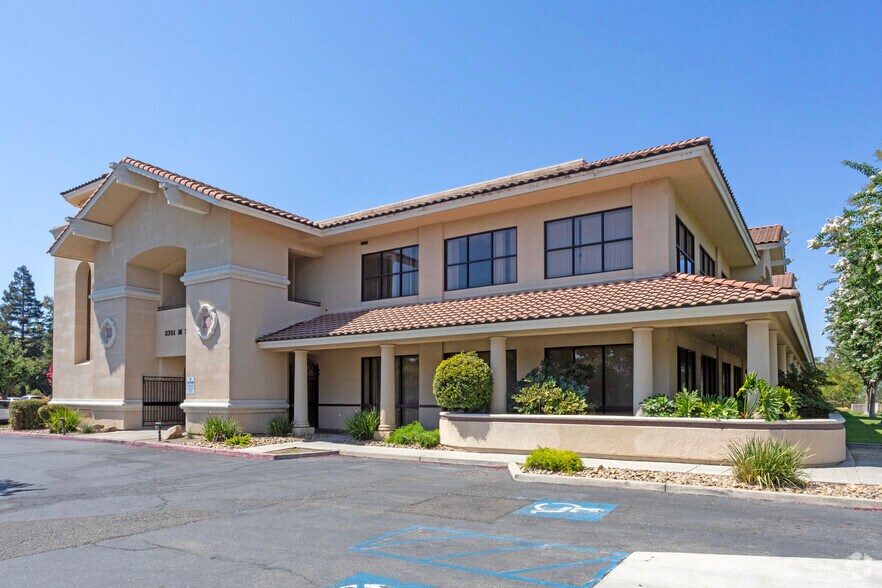 Primary Photo Of 3351 M St, Merced Medical For Lease