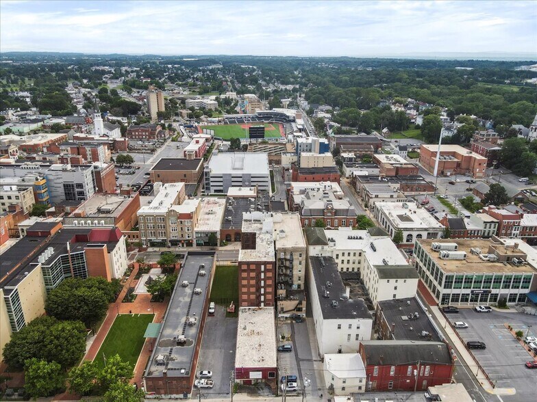 More Photos Of 82 W Washington St, Hagerstown Office For Sale