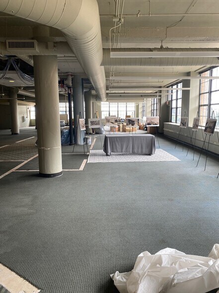 More Photos Of 318 E Chicago St, Milwaukee Apartments For Lease