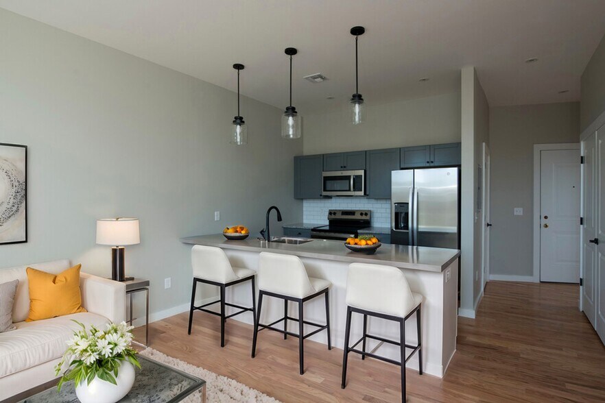 More Photos Of 271-277 State St, Schenectady Apartments For Lease