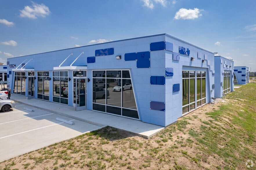 More Photos Of 31390 FM 2920, Waller Office For Lease