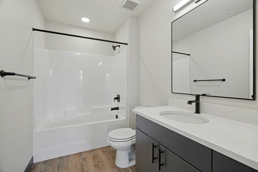 More Photos Of 120 Bush St S, Salem Apartments For Lease