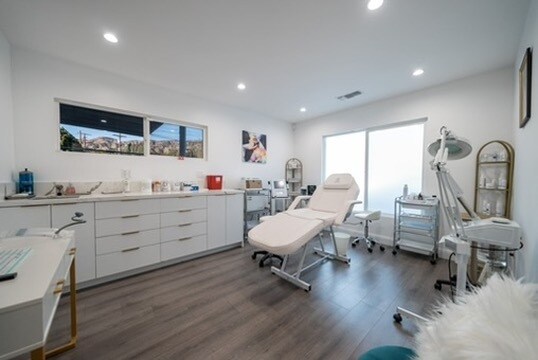 More Photos Of 2020 N Glenoaks Blvd, Burbank Medical For Lease