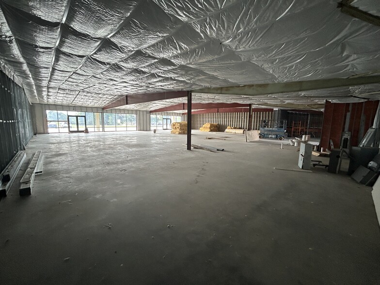 More Photos Of 3388-3400 Catlett Rd, Catlett Freestanding For Lease