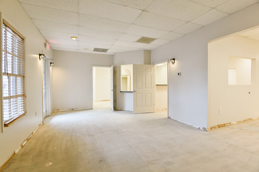 More Photos Of 4124 Us-278 Hwy, Covington Office For Sale