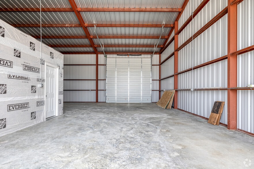 More Photos Of 9157 Farm to Market 436, Temple Warehouse For Lease