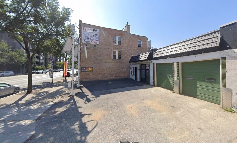 More Photos Of 1540-1542 N Western Ave, Chicago Auto Repair For Lease