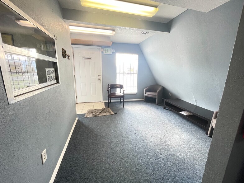 More Photos Of 1712 Kamler Ave, Orlando Office For Sale