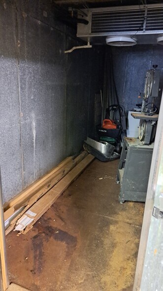 More Photos Of 4401 E Joppa Rd, Perry Hall Storefront For Sale