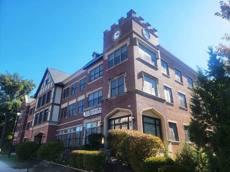 More Photos Of 20635 Abbey Woods Ct N, Frankfort Loft Creative Space For Lease