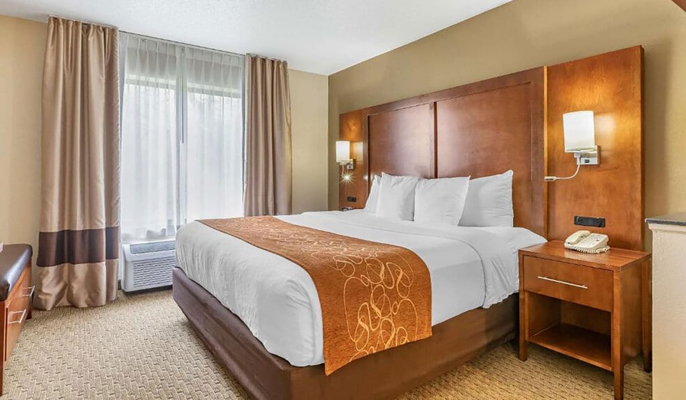 More Photos Of 350 Dodge Rd NE, Comstock Park Hotel For Sale