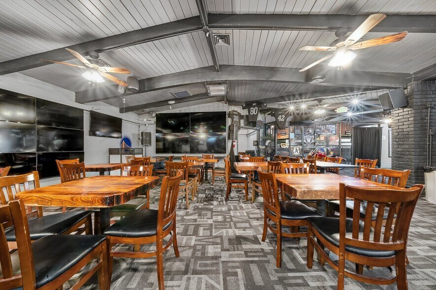 More Photos Of 15028 Hesperian Blvd, San Leandro Freestanding For Sale