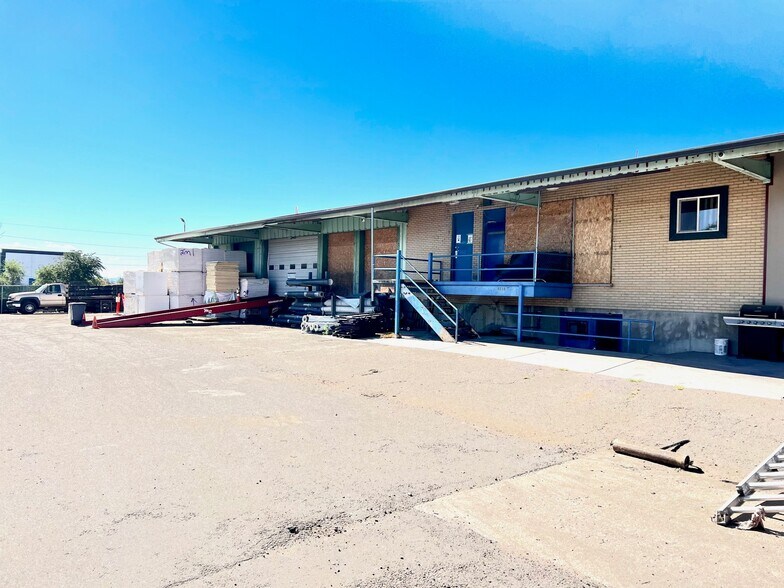 More Photos Of 48 E 56th Ave, Denver Truck Terminal For Lease
