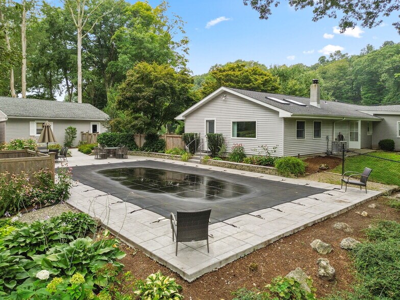 More Photos Of 2258 Route 22, Brewster Village Office For Sale