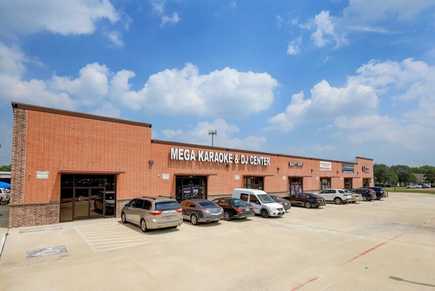 Primary Photo Of 14929 Westpark Dr, Houston Storefront Retail Office For Sale