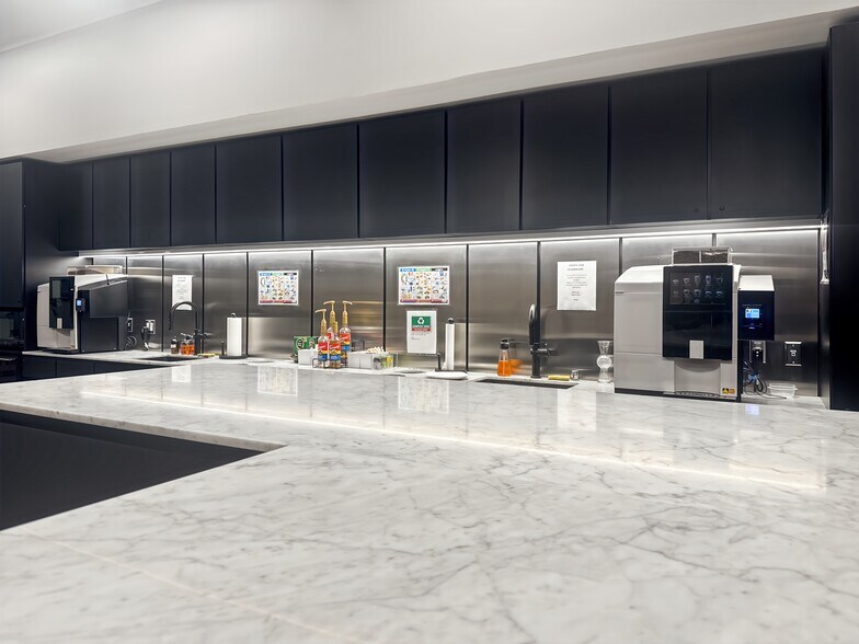 More Photos Of 1300 1st St, Napa Coworking Space