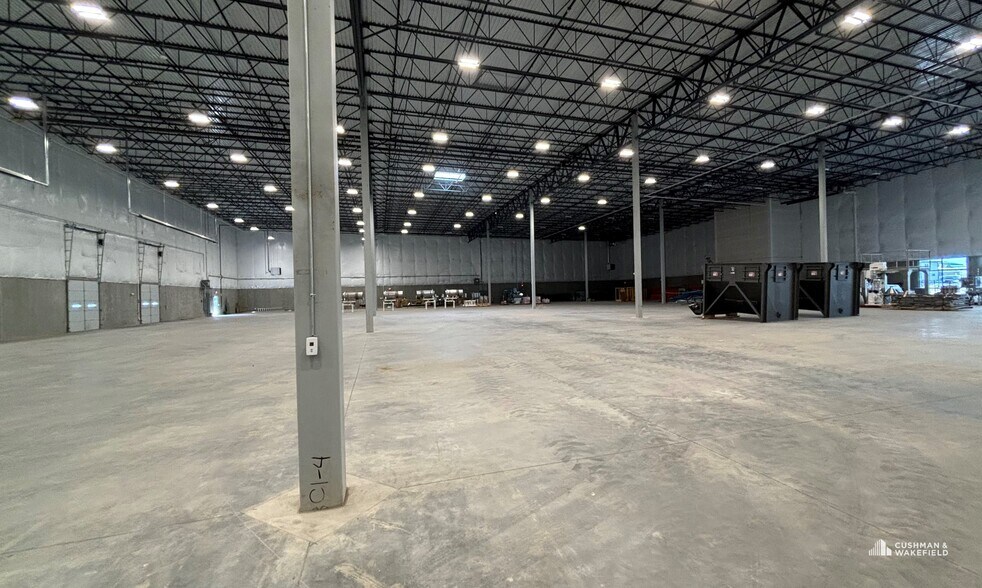 More Photos Of 1132 Diamond Valley Dr, Windsor Distribution For Sale