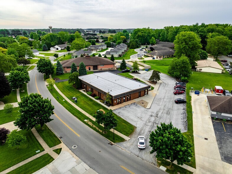 More Photos Of 34 Executive Dr, Norwalk Medical For Lease