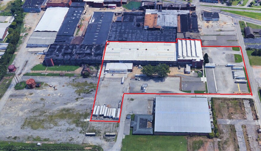 More Photos Of 105 Maple St, Rossville Light Distribution For Sale