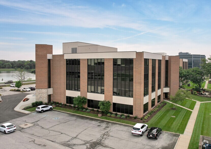 More Photos Of 9100 Purdue Rd, Indianapolis Office For Lease