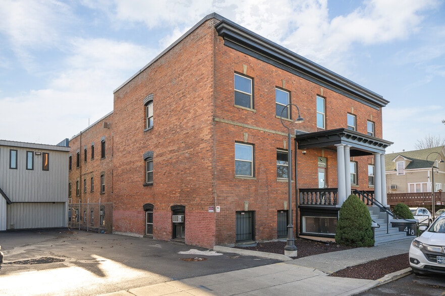 More Photos Of 428 E Pacific Ave, Spokane General Retail For Lease