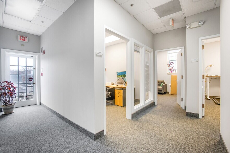 More Photos Of 1908 Mt. Vernon Ave, Alexandria Storefront Retail Office For Sale