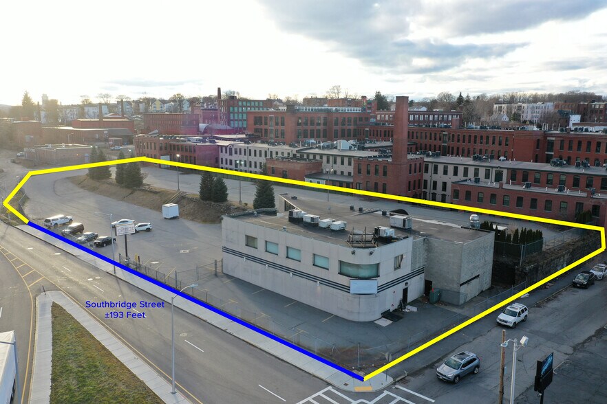 More Photos Of 241 Southbridge St, Worcester Bar For Sale