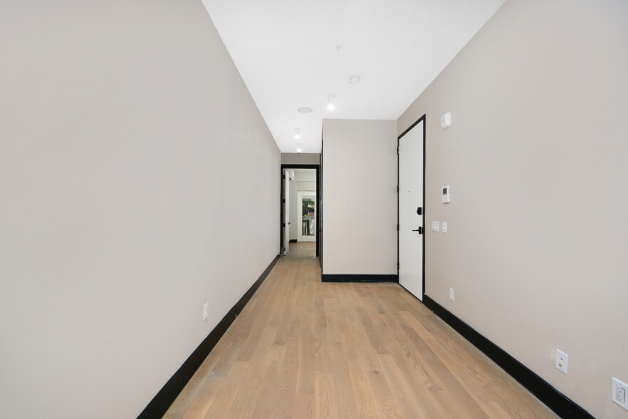 More Photos Of 208 15th St, Jersey City Apartments For Sale