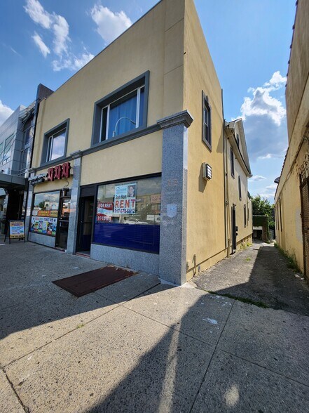 More Photos Of 16324 Northern Blvd, Flushing Storefront Retail Office For Sale