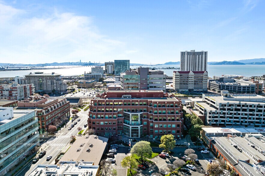More Photos Of 5980 Horton St, Emeryville Research And Development For Lease