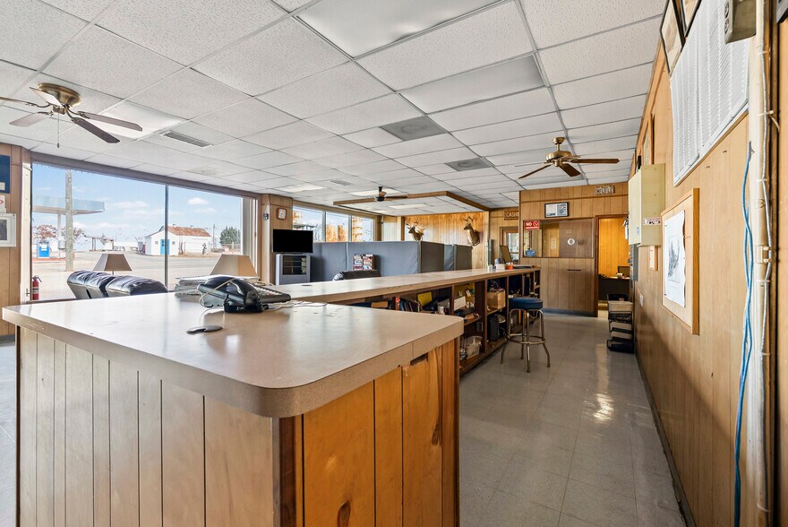 More Photos Of 1336 Main St, Dillwyn Auto Dealership For Sale