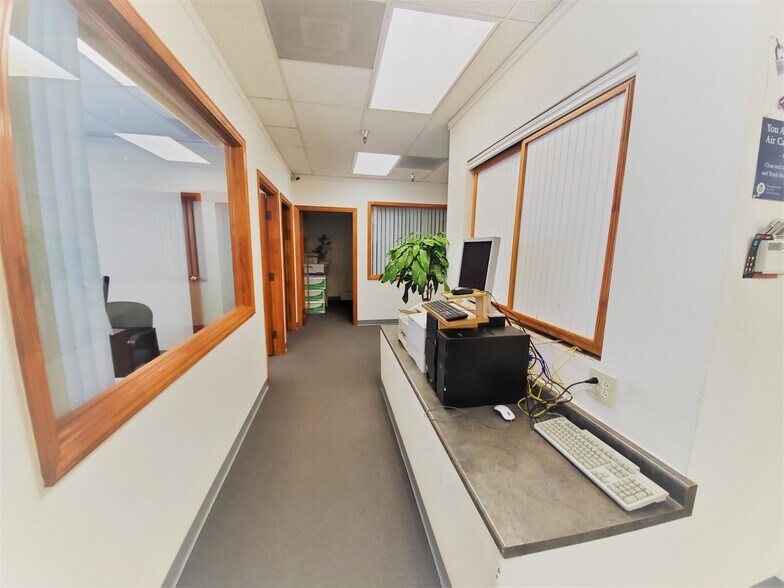 More Photos Of 901 S Fremont Ave, Alhambra Warehouse For Lease