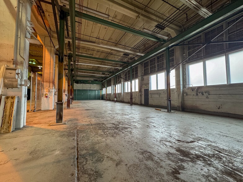More Photos Of 520 Garnet St, Tooele Warehouse For Lease