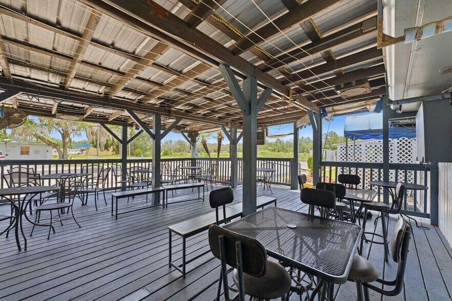 More Photos Of 1148 County Road 309, Crescent City Restaurant For Sale