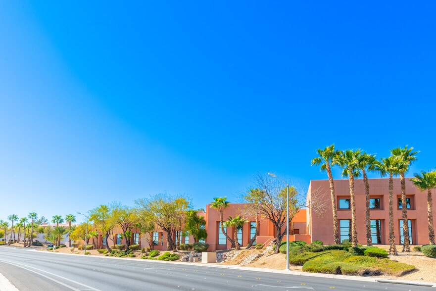 More Photos Of 181 N Arroyo Grande Blvd, Henderson Coworking Space