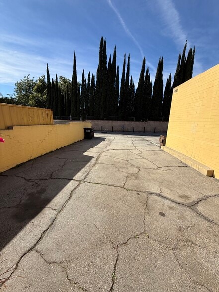 More Photos Of 1455 San Marino Ave, San Marino Office For Sale