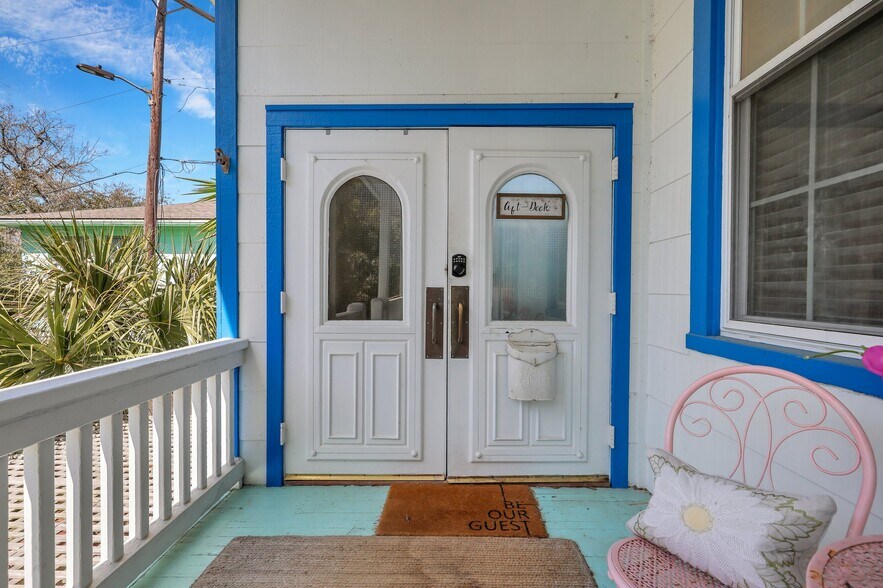 More Photos Of 24 Van Horne Ave, Tybee Island Hospitality For Sale