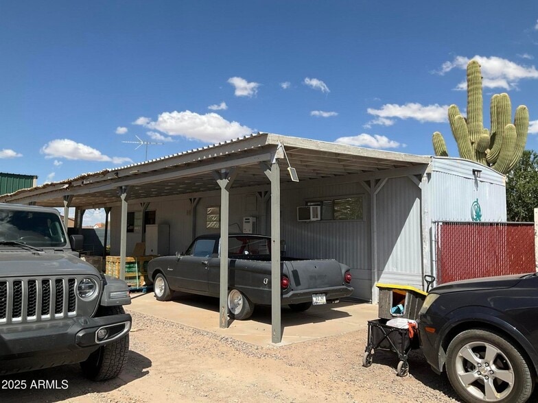 More Photos Of 15395 S Sunland Gin Rd, Arizona City Warehouse For Sale