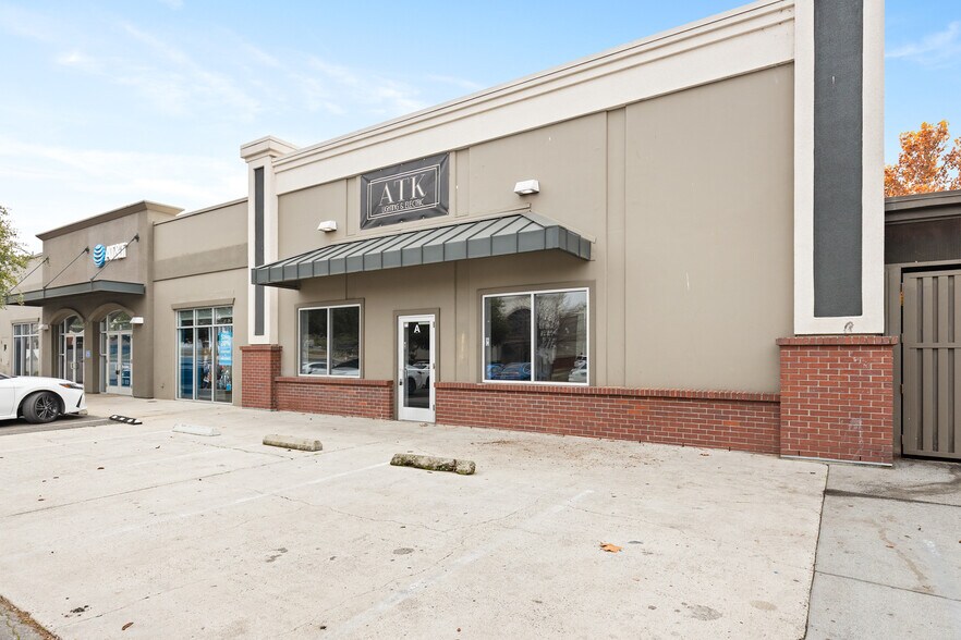 More Photos Of 2470 Oro Dam Blvd E, Oroville Freestanding For Lease