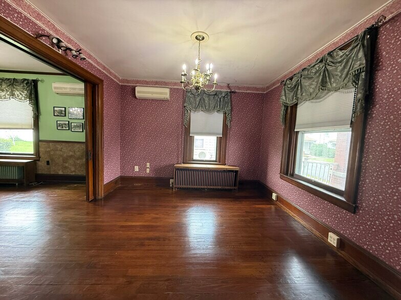 More Photos Of 40 Hockersville Rd, Hershey Freestanding For Sale